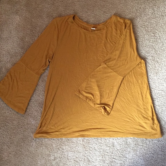 Golden Yellow old navy top size XL bell sleeves - Picture 1 of 2